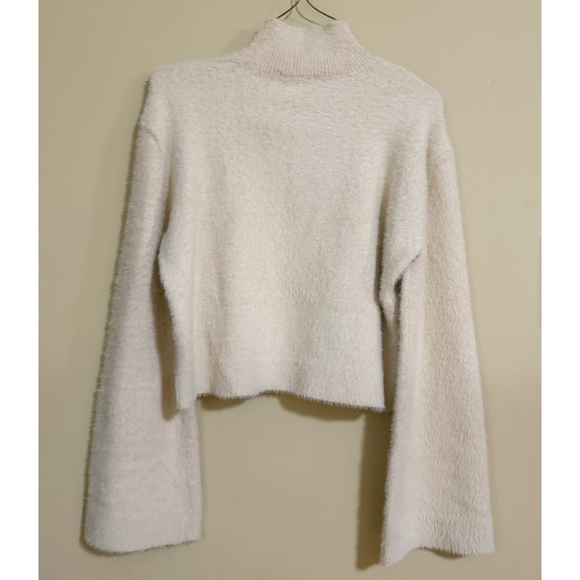 Revolve Tularosa ‘Jess’ Fuzzy Cropped Sweater in Ivory Size XXS - Picture 5 of 10